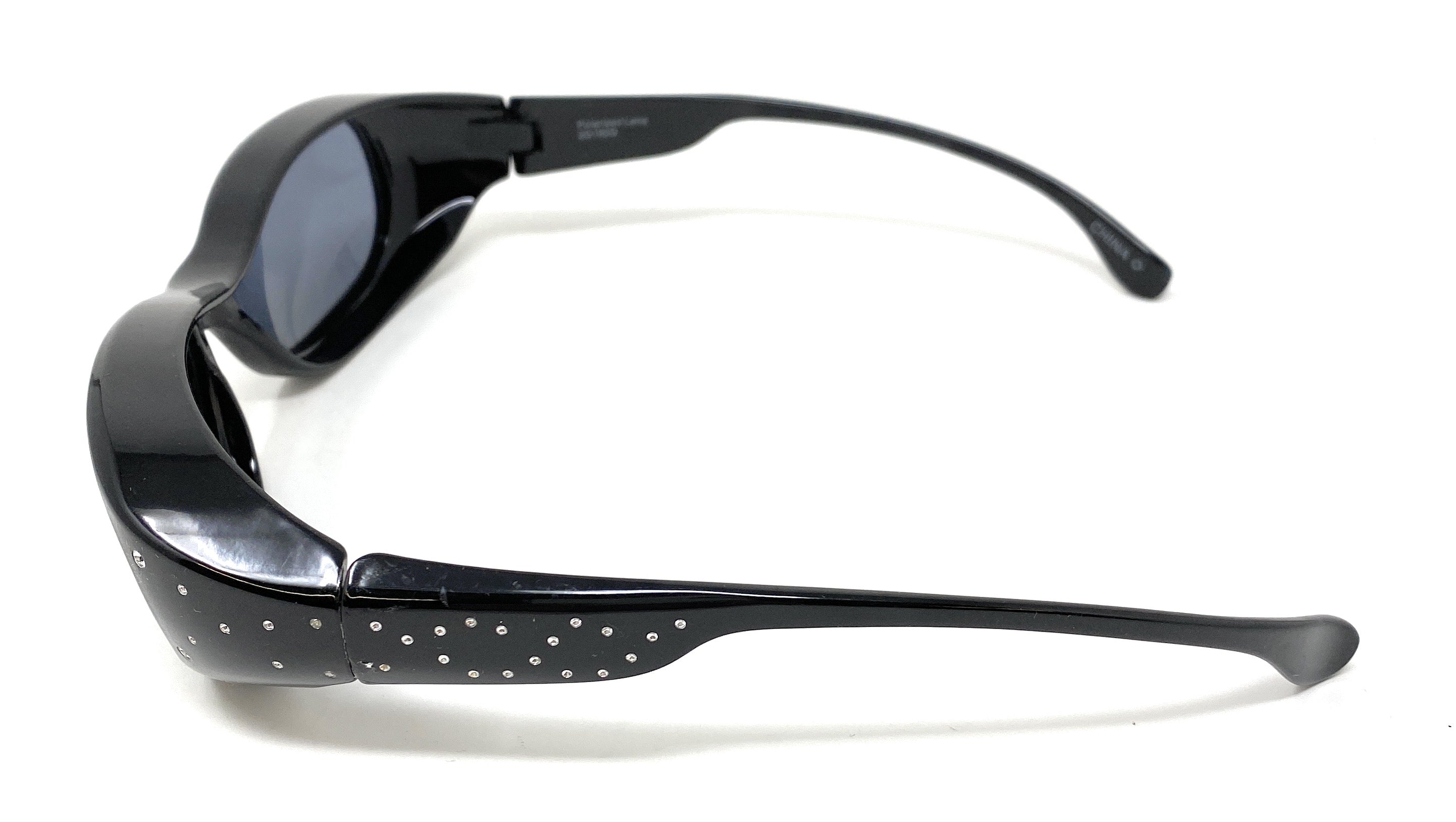 Polarised Optical Covers Over Spectacles BLACK with Diamond Effect Solar Shield 580 Side