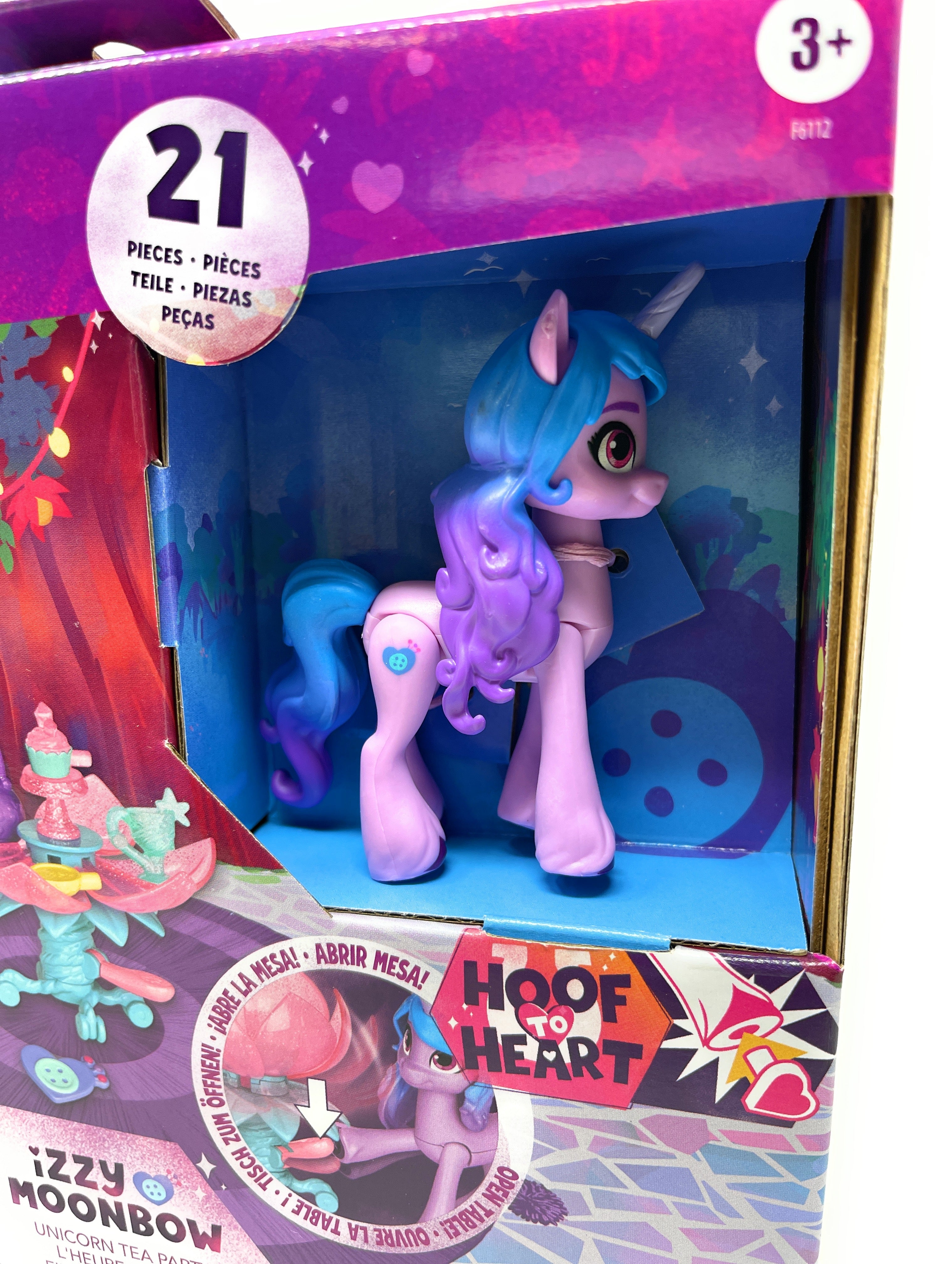 My Little Pony Unicorn Toy Playset - Izzy’s Magical Tea Party with 20 Accessories
