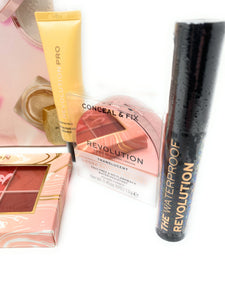 Revolution Pretty In Pink Makeup Cosmetic Beauty  Gift Set
